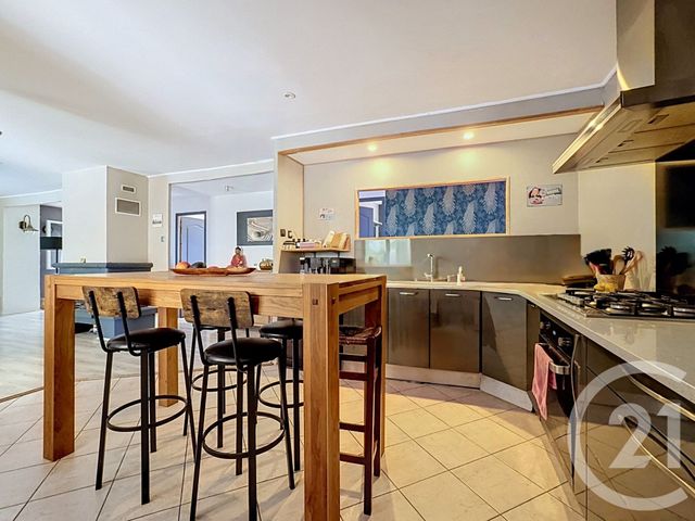 maison à vendre - 6 pièces - 140.0 m2 - VILLENEUVE DU PAREAGE - 09 - MIDI-PYRENEES - Century 21 S.D.I.