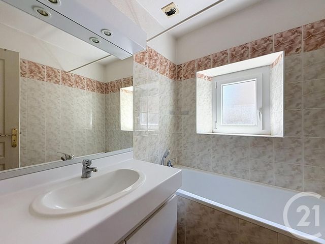 Appartement F4 à vendre - 4 pièces - 95.0 m2 - PAMIERS - 09 - MIDI-PYRENEES - Century 21 S.D.I.