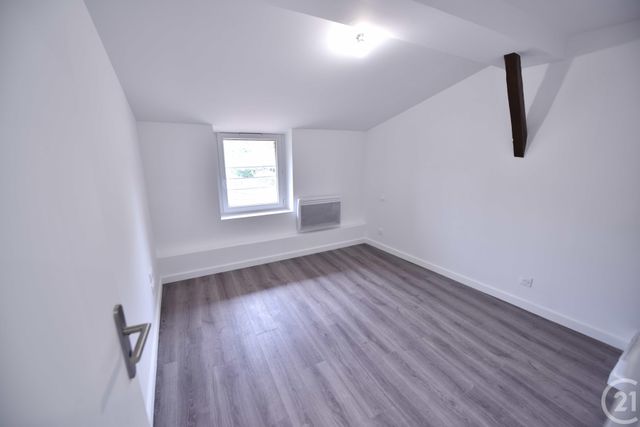 Appartement T2 à louer - 2 pièces - 31.92 m2 - PAMIERS - 09 - MIDI-PYRENEES - Century 21 S.D.I.