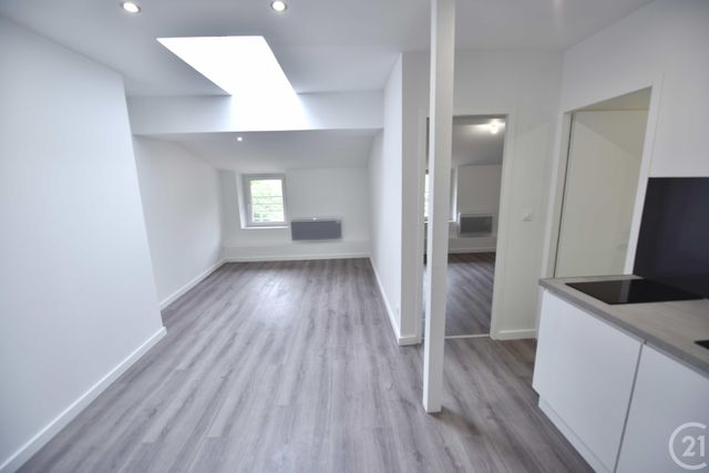 Appartement T2 à louer - 2 pièces - 31.92 m2 - PAMIERS - 09 - MIDI-PYRENEES - Century 21 S.D.I.