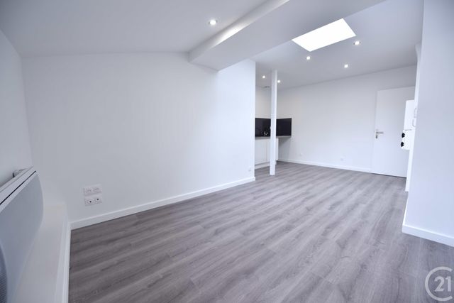 Appartement T2 à louer - 2 pièces - 31.92 m2 - PAMIERS - 09 - MIDI-PYRENEES - Century 21 S.D.I.