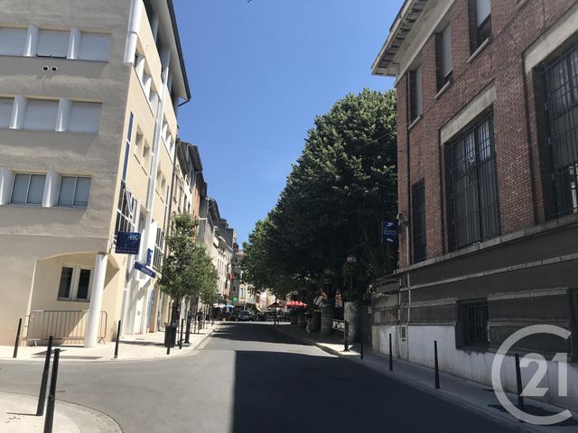 Appartement T3 à louer - 3 pièces - 86.93 m2 - PAMIERS - 09 - MIDI-PYRENEES - Century 21 S.D.I.