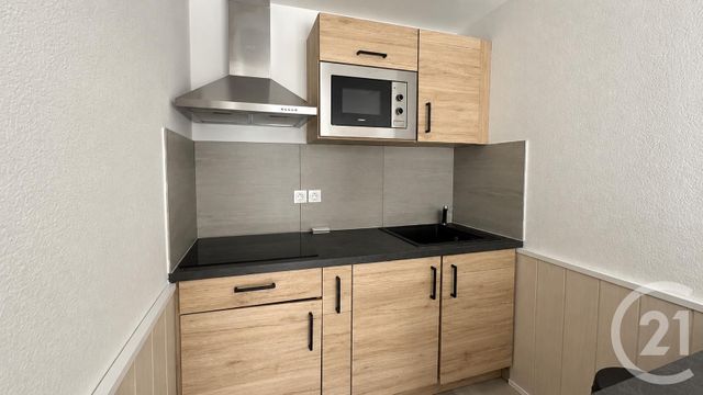 Appartement T2 à vendre - 2 pièces - 38.4 m2 - PAMIERS - 09 - MIDI-PYRENEES - Century 21 S.D.I.