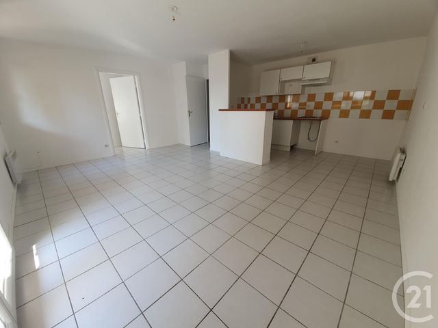 Appartement F4 à louer - 4 pièces - 96.0 m2 - PAMIERS - 09 - MIDI-PYRENEES - Century 21 S.D.I.